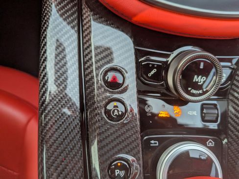 Used 2023 Aston Martin DBX 707 image 28