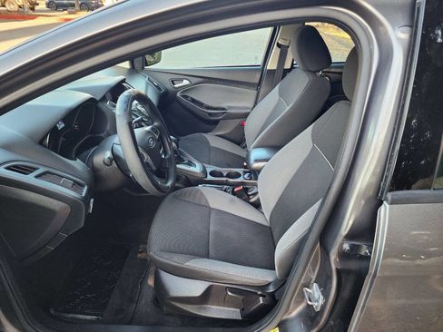 Used 2013 Ford Focus SE image 9