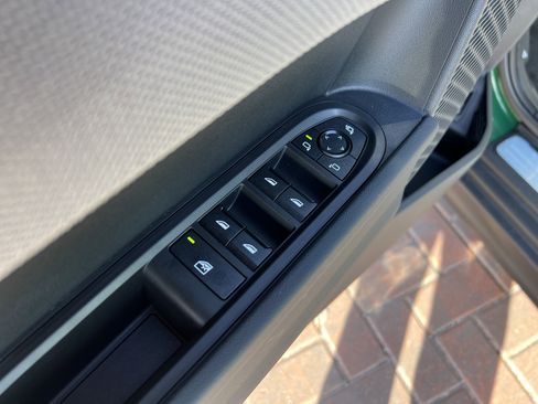 New 2026 MINI Cooper 4-Door Hardtop image 8