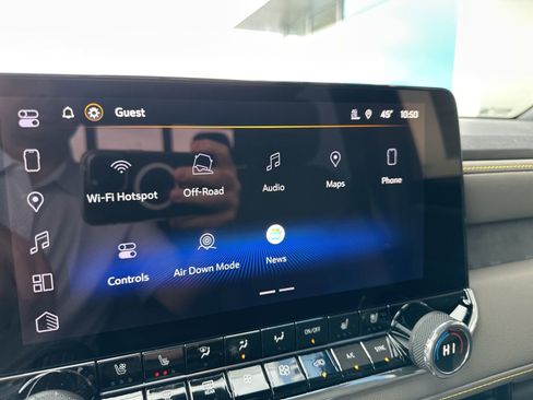 New 2026 Chevrolet Colorado ZR2 AWD/4WD image 21