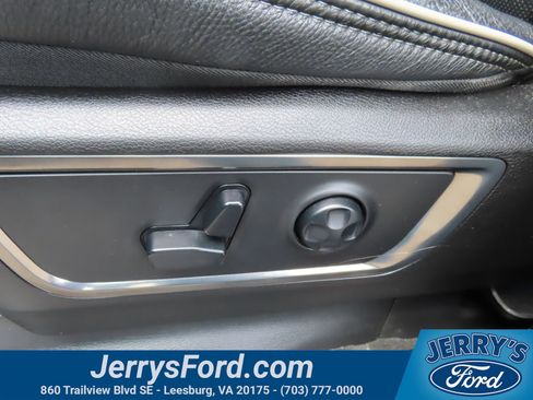Used 2020 RAM 1500 Limited w/ Black Appearance Package AWD/4WD image 24