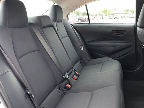 Used 2024 Toyota Corolla LE FWD image 28