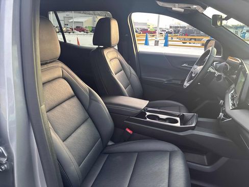 Used 2025 Chevrolet Equinox LT w/ Convenience Package II image 33