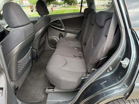 Used 2009 Toyota RAV4 Sport w/ Sport Extra Value Pkg FWD image 10