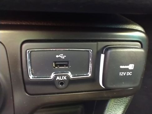 Used 2022 Jeep Renegade Limited AWD/4WD image 38