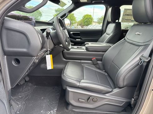 New 2026 Ford Expedition Platinum AWD/4WD image 21