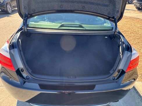 Used 2015 Honda Accord EX-L image 10