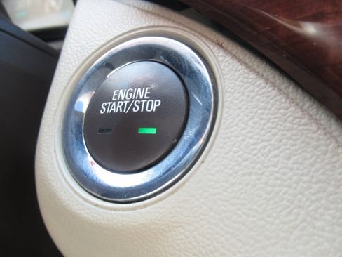Used 2015 Buick Regal Premium w/ Experience Buick Package FWD image 22