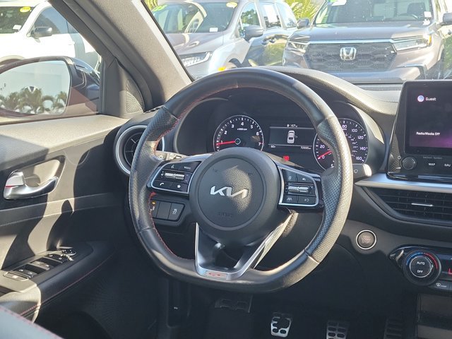 Used 2022 Kia Forte GT FWD image 3