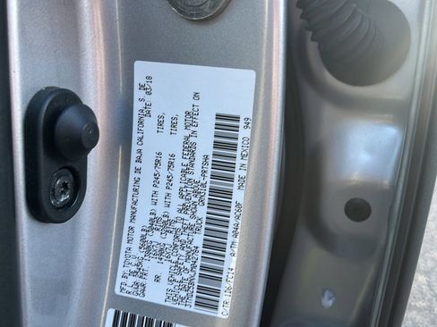 Used 2018 Toyota Tacoma 4x4 Double Cab image 27