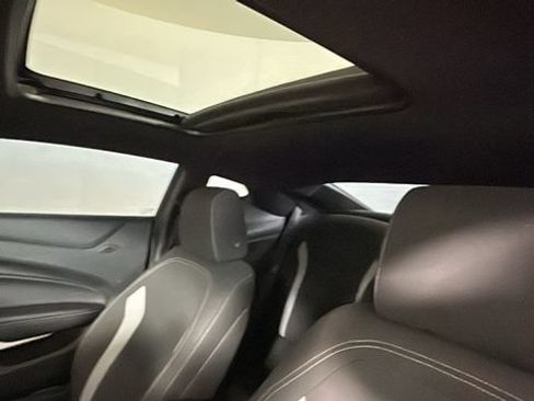 Used 2022 Chevrolet Camaro LT w/ Technology Package RWD image 12