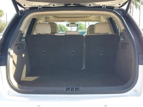 Used 2017 Lincoln MKX Reserve w/ Lincoln MKX Climate Package image 12