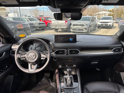 Used 2025 MAZDA CX-5 Signature image 33