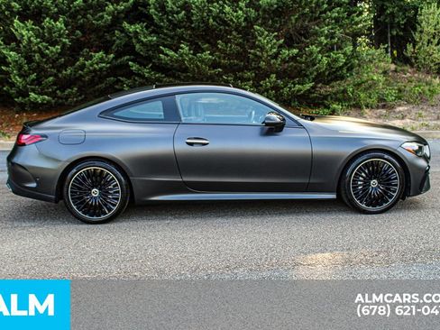 Used 2025 Mercedes-Benz CLE 300 4MATIC Coupe image 8