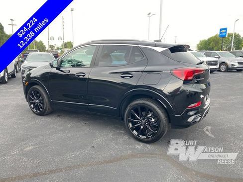 Used 2024 Buick Encore GX Sport Touring w/ Experience Buick Package AWD/4WD image 5