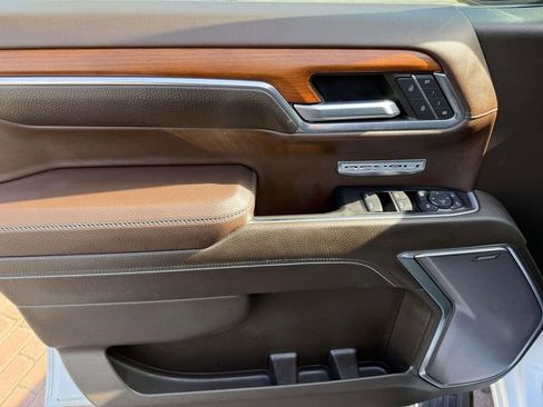 Used 2022 GMC Sierra 1500 Denali w/ Technology Package image 10