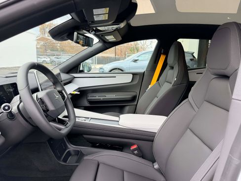 New 2026 Polestar Polestar 4 w/ Performance Pack image 13