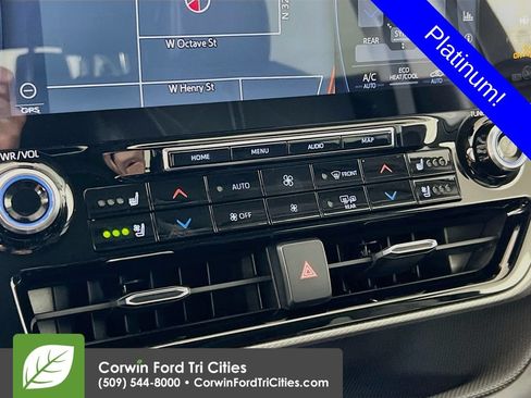 Used 2021 Toyota Highlander Platinum AWD/4WD image 9