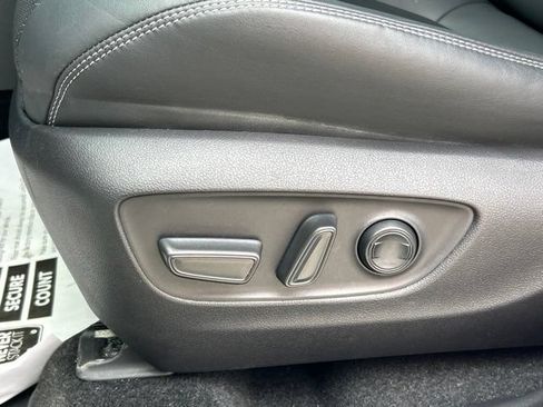 Used 2021 Toyota RAV4 Limited AWD/4WD image 20