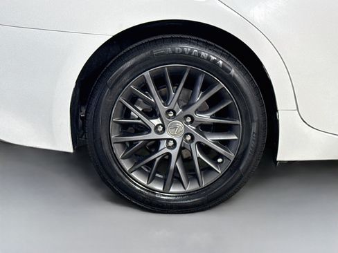 Used 2018 Lexus ES 350 w/ Premier Package FWD image 33