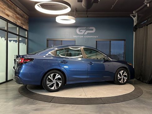 Used 2022 Subaru Legacy Premium image 3