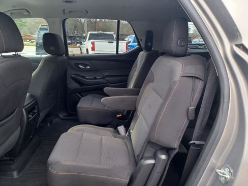 Used 2018 Chevrolet Traverse LT image 15