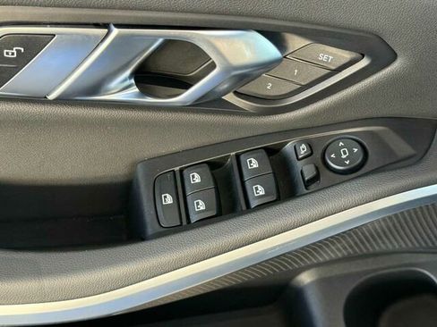 Used 2019 BMW 330i Sedan w/ Convenience Package image 14