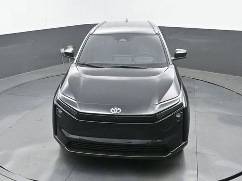 Used 2026 Toyota bZ FWD image 28