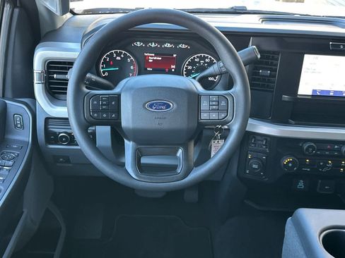 New 2026 Ford F250 XLT w/ FX4 Off-Road Package AWD/4WD image 12