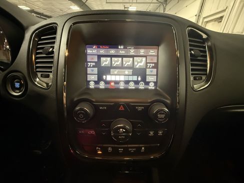 Used 2018 Dodge Durango GT image 33