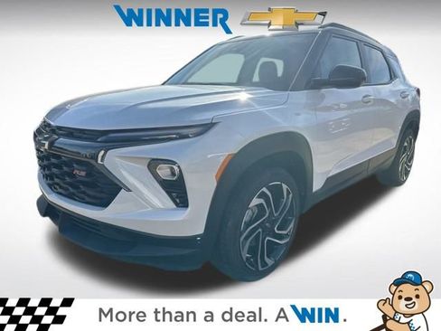 New 2025 Chevrolet TrailBlazer RS w/ Convenience Package AWD/4WD image 1