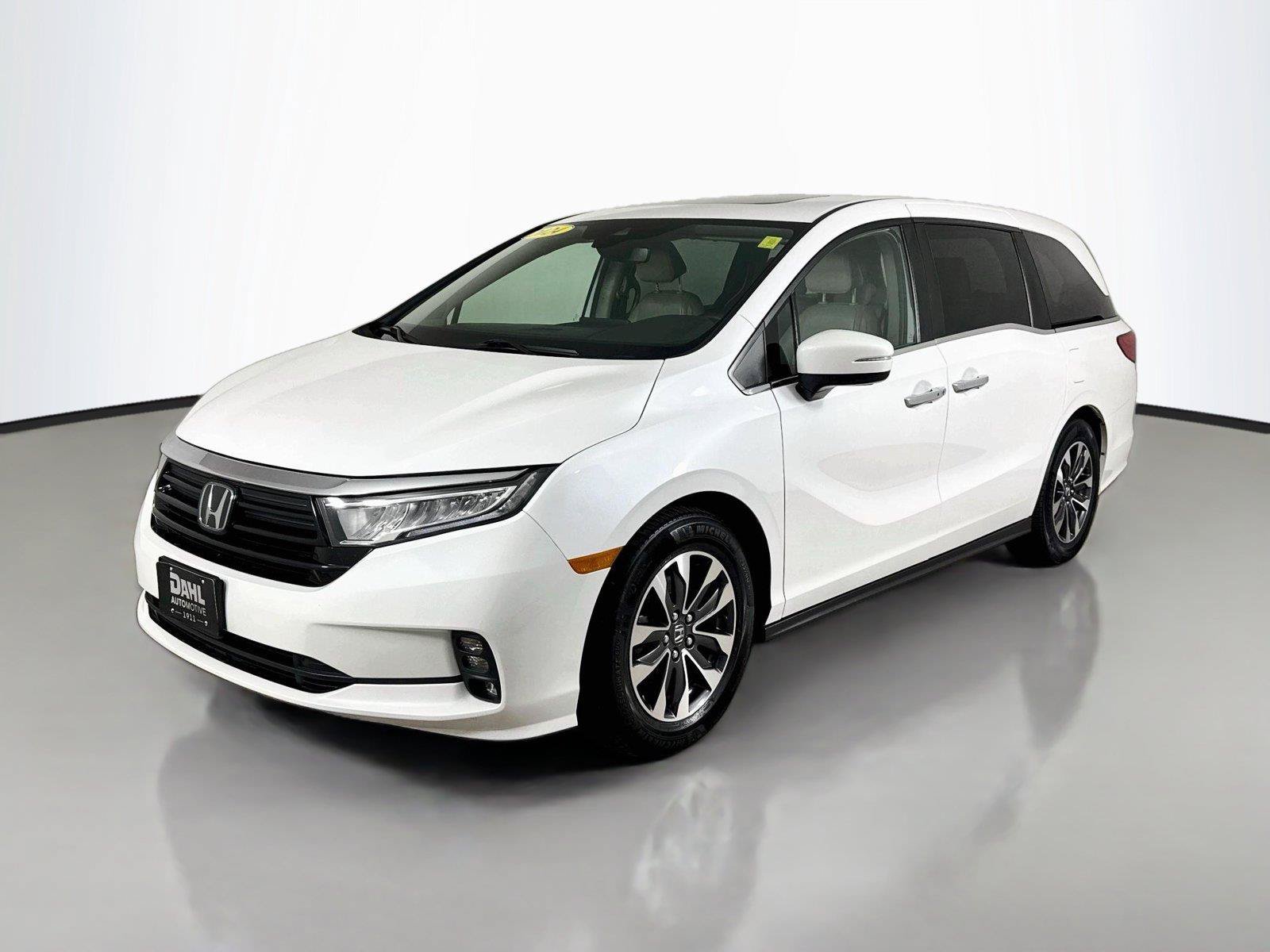 Certified 2024 Honda Odyssey EX-L image 4