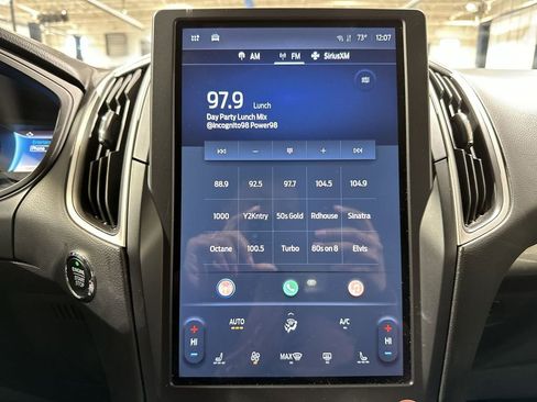 Used 2024 Ford Edge SEL image 12