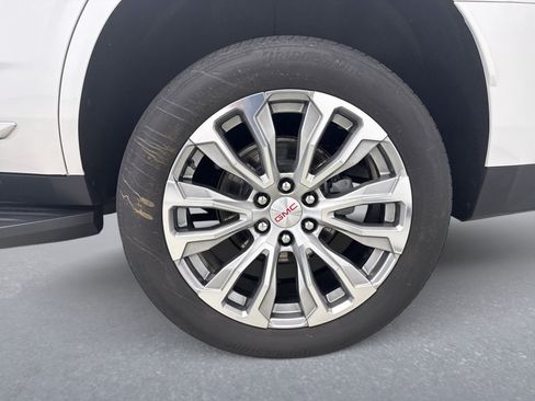Used 2023 GMC Yukon Denali AWD/4WD image 24