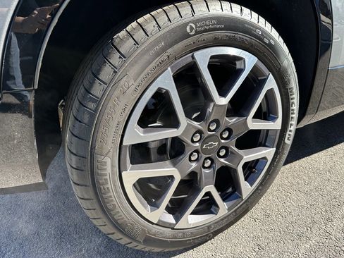 New 2025 Chevrolet Blazer RS w/ Driver Confidence II Package image 9