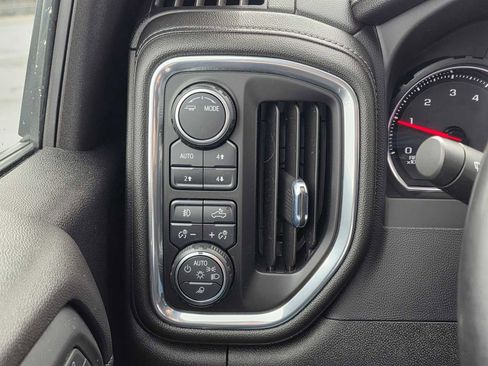 Used 2023 Chevrolet Silverado 2500 LTZ w/ LTZ Plus Package AWD/4WD image 33
