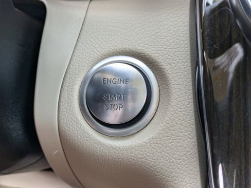 Used 2019 Mercedes-Benz GLC 300 image 30