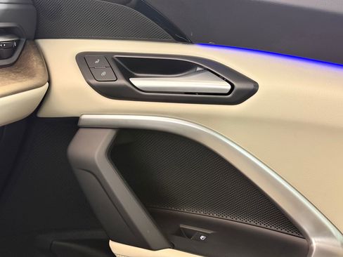 Certified 2025 Audi Q5 Premium w/ Convenience Package image 24