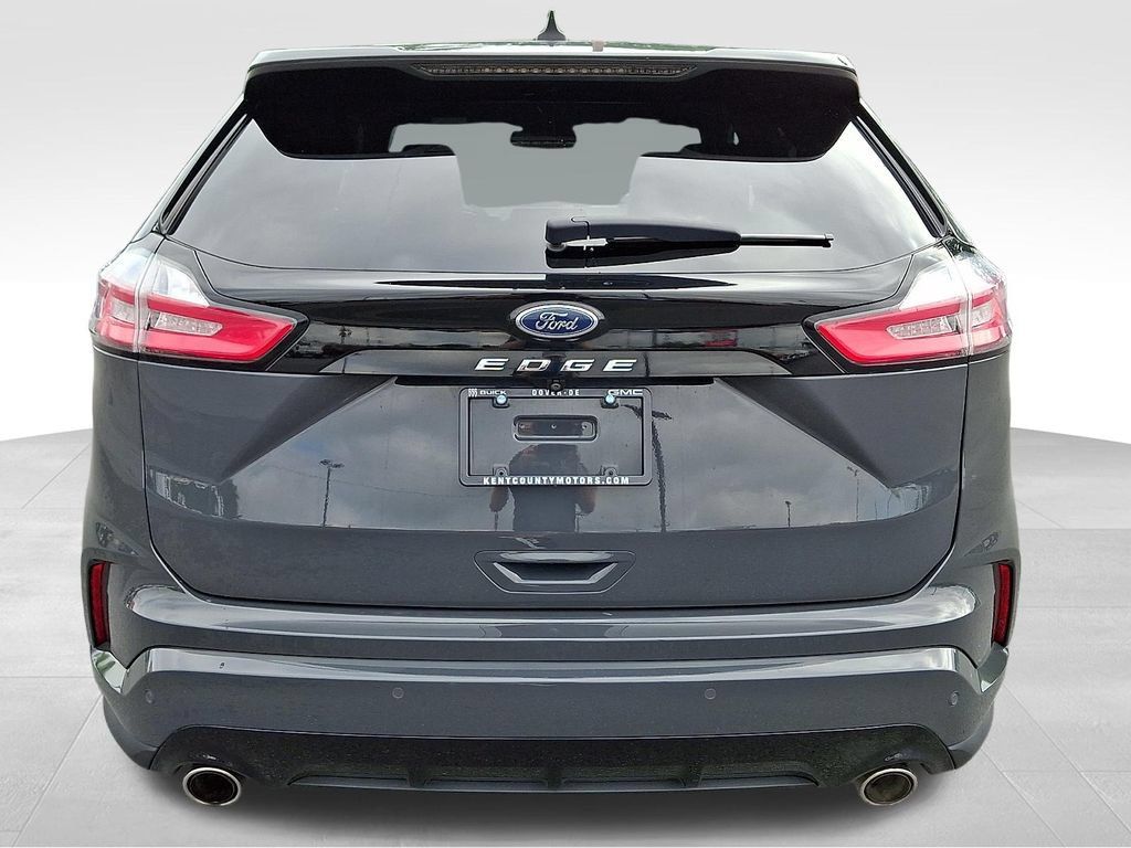Used 2021 Ford Edge ST-Line AWD/4WD image 5