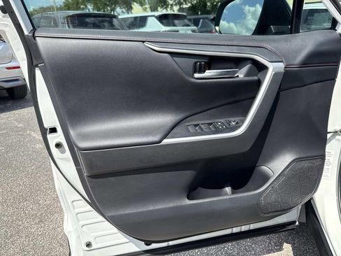 Used 2020 Toyota RAV4 TRD Off-Road AWD/4WD image 21
