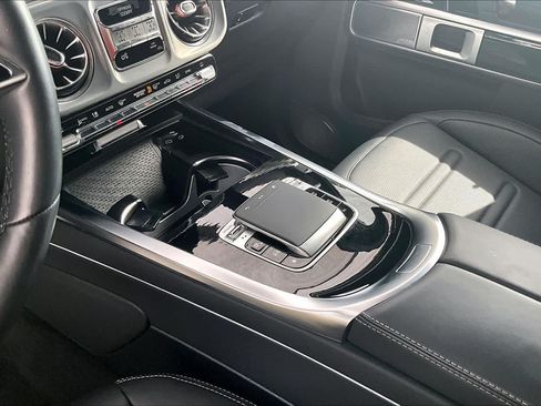 Used 2025 Mercedes-Benz G 550 image 17