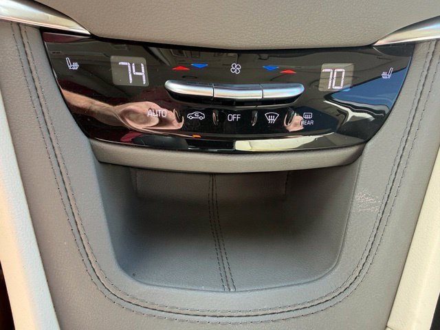 Used 2024 Cadillac XT5 Premium Luxury w/ LPO, Floor Liner Package AWD/4WD image 34