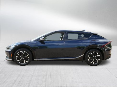 Certified 2023 Kia EV6 Wind AWD/4WD image 4
