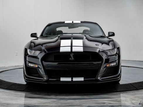 Used 2022 Ford Mustang Shelby GT500 w/ Technology Package image 25