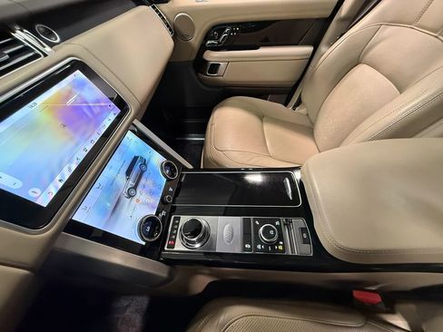 Used 2019 Land Rover Range Rover Supercharged AWD/4WD image 85