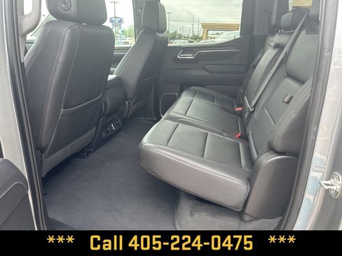 Used 2025 GMC Sierra 1500 SLT AWD/4WD image 23