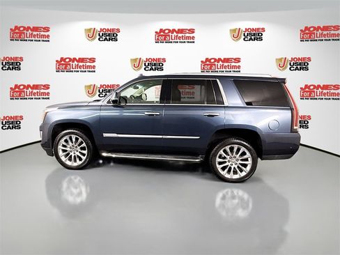 Used 2020 Cadillac Escalade Luxury image 14
