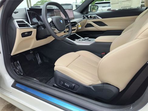 Used 2026 BMW 430i Coupe w/ Premium Package image 11