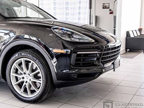 Used 2019 Porsche Cayenne S image 4