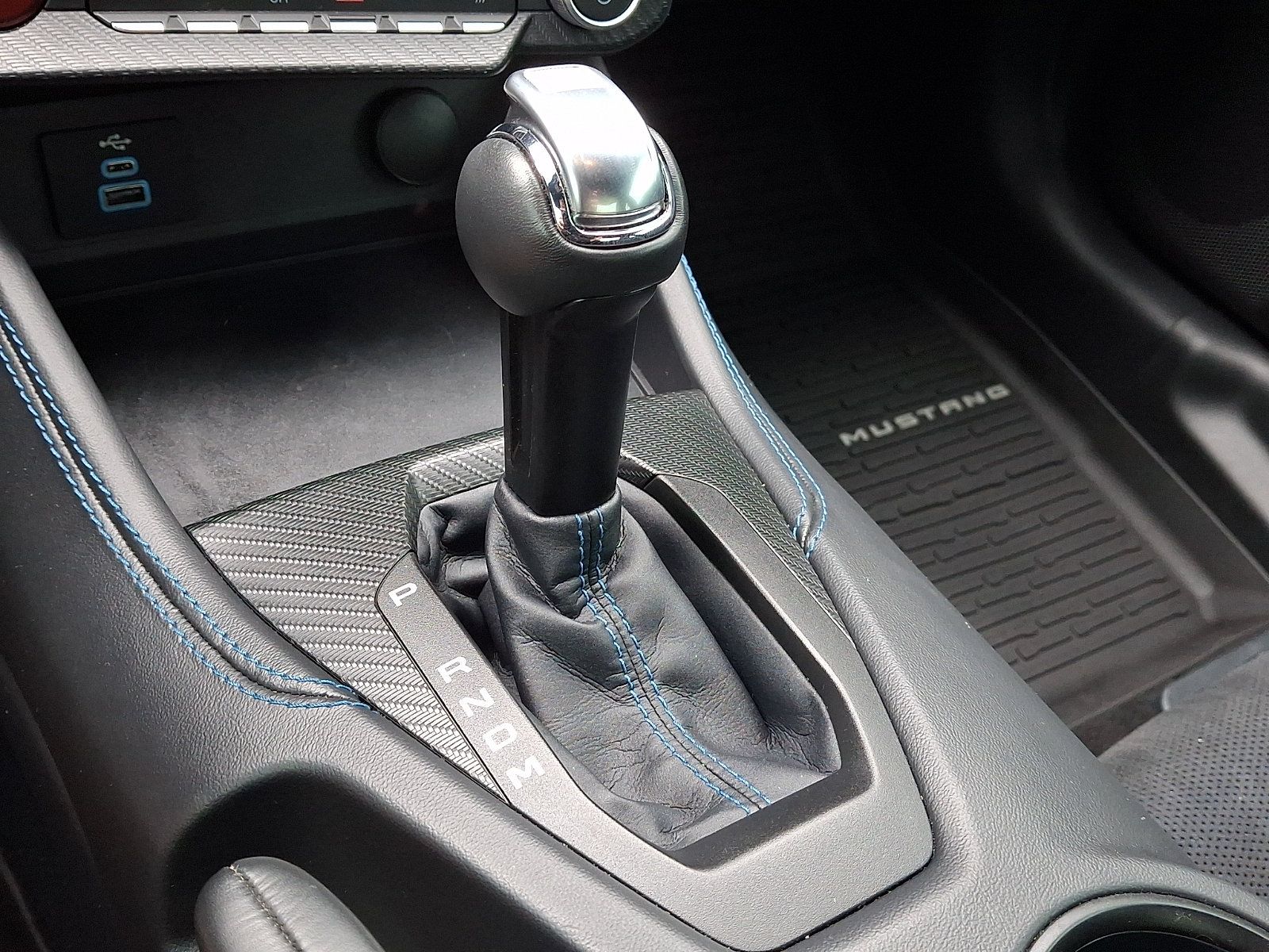 Certified 2025 Ford Mustang Dark Horse RWD image 19